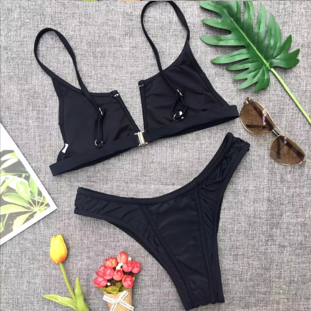 CLEARANCE Black V Wire Cheeky Bikini Swimsuit 2Pc Set - Picture 7 of 7